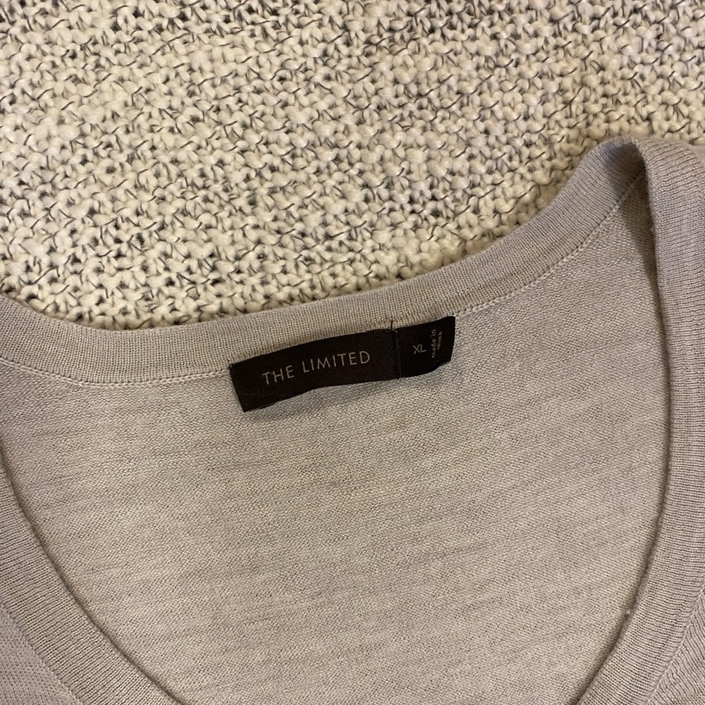 ✰ 2 vintage the limited scoop neck sweaters in gray and navy ✰ - Picture 3 of 7